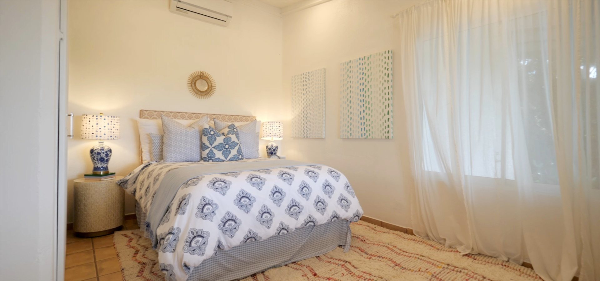 Guest house bedroom turned to the green